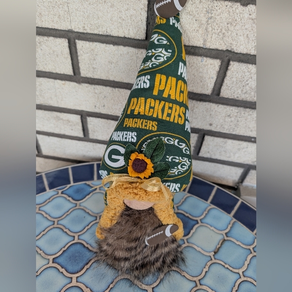 Packers Themed Gnome Handmade‎ Decor - Picture 1 of 3